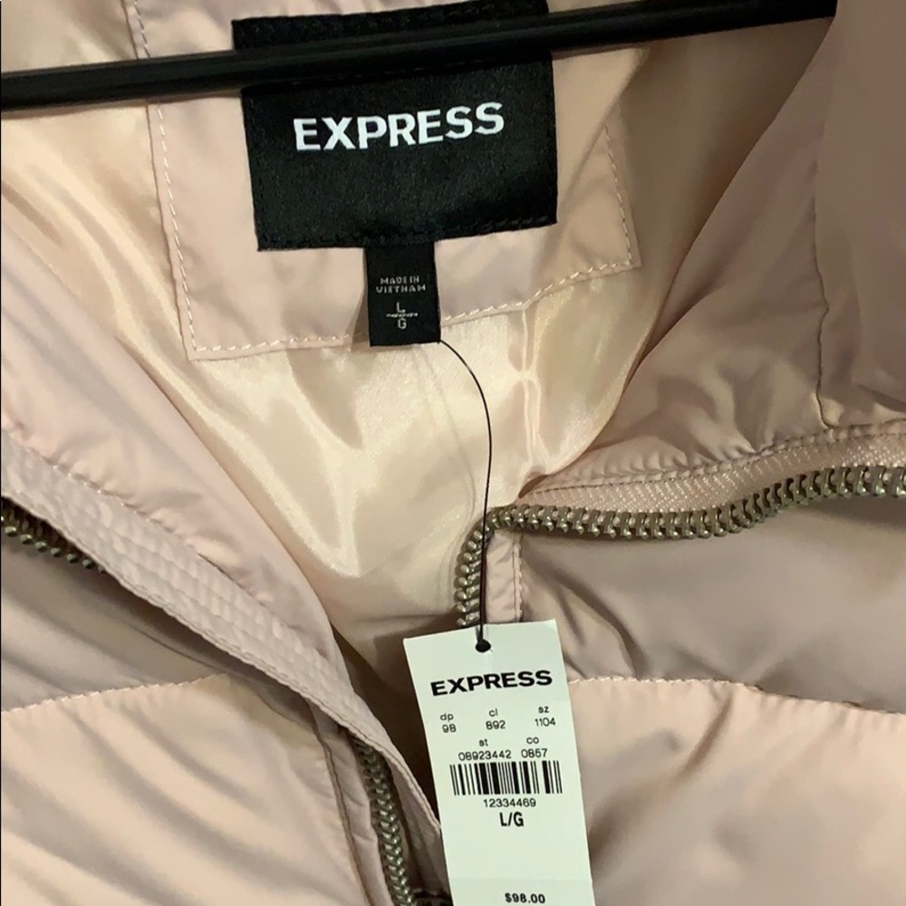 Women’s Express Puffer Jacket - Picture 3 of 8